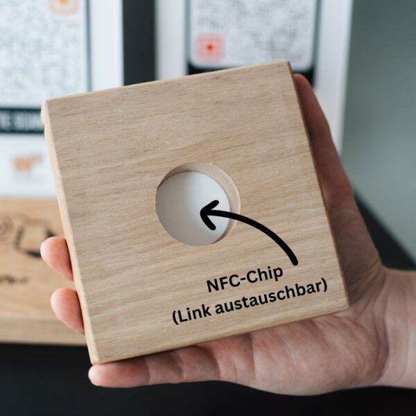 Bewertung Aufsteller mit NFC Chip und austauschbarem Link